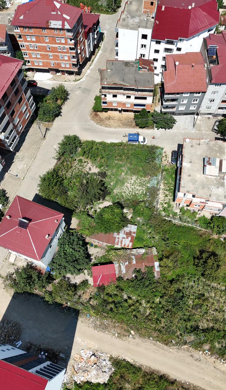 MABEL GAYRİMENKUL SANAYI MH. KATKARŞLIGI KÖŞE BAŞI ARSA